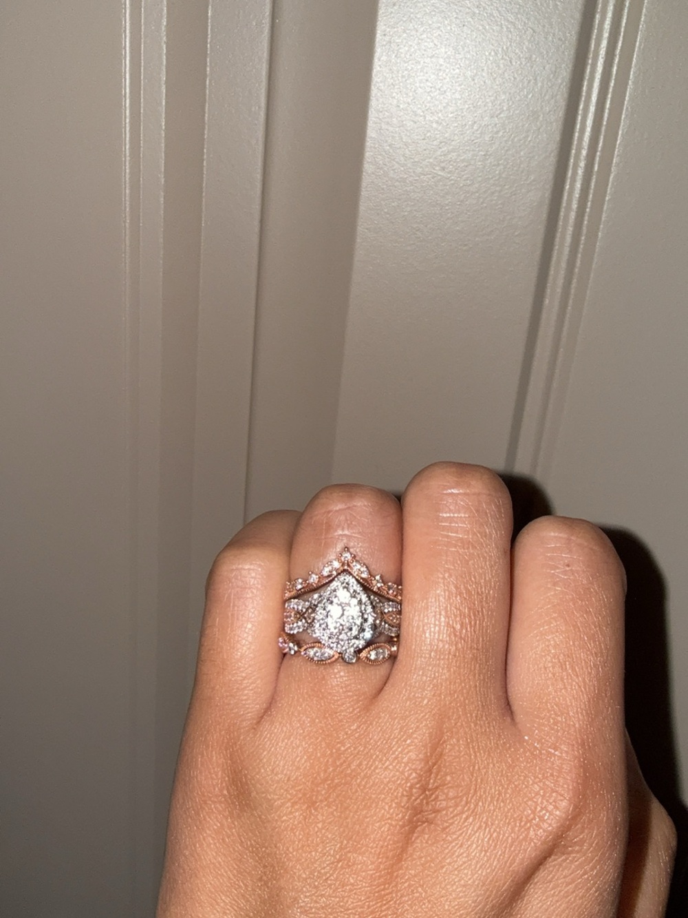 Elegant Zales Pear-Cut Rose Gold Bridal Ring Set